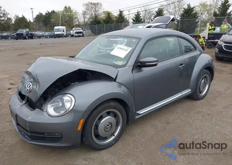 2012 Volkswagen Beetle 2.5L from USA, damaged, VIN 3VWHP7AT8CM628371